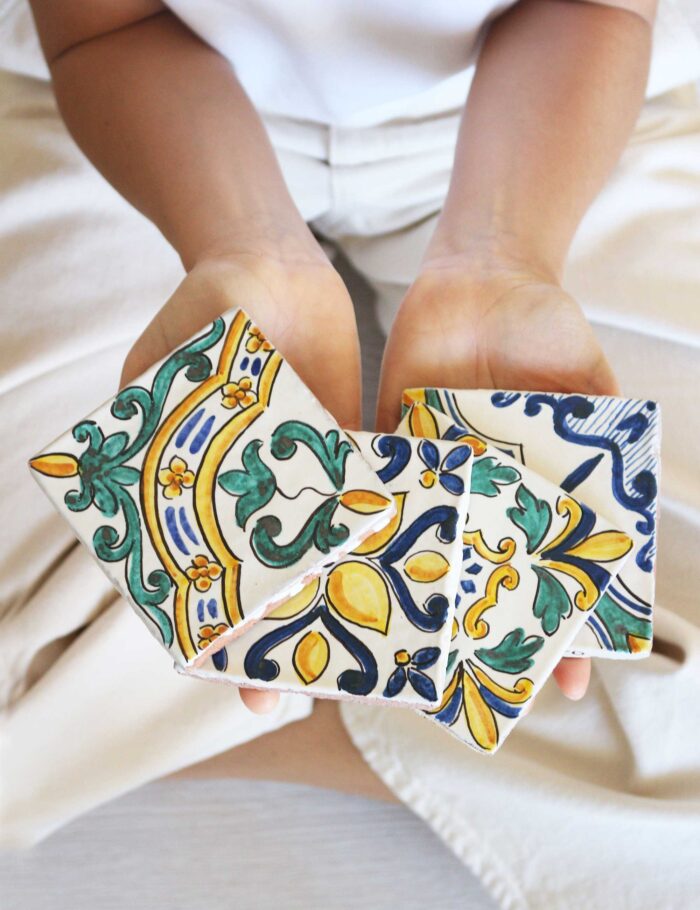 DECORATED CERAMIC MAJOLICA TILES - ZAGARA